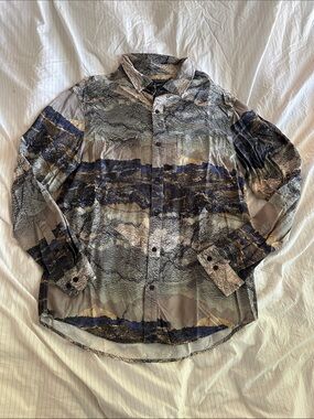 Houston White - Long-Sleeve Mountain Scene Button-Up Shirt - L